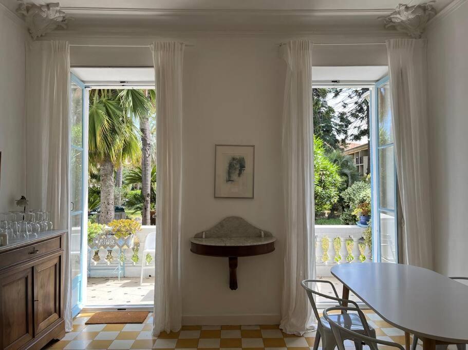 Beautiful Garden Apartment Steps From The Beach 멍똥 외부 사진